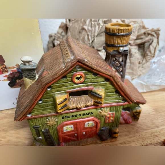 Harvest Bounty 5 Piece Porcelain Lighted House - The Squire’s Barn #25086 - Picture 4 of 8